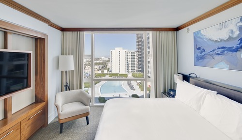 Luxury Apartment, 1 Bedroom, Accessible (1 King Bed)