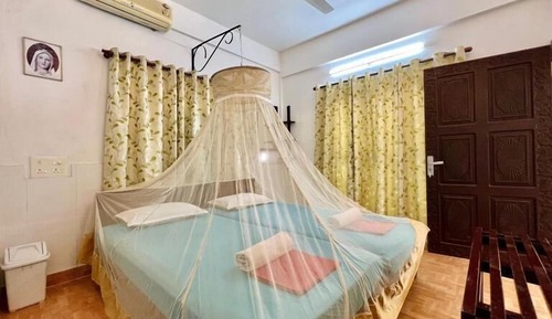 AC Deluxe Double Room