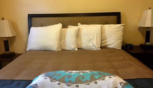 Honeymoon Suite, 1 Queen Bed, Pool Access, Courtyard View