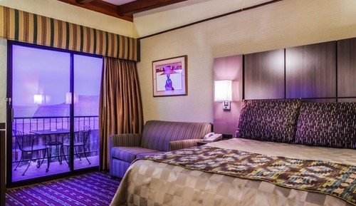 Standard Room, 1 Queen Bed