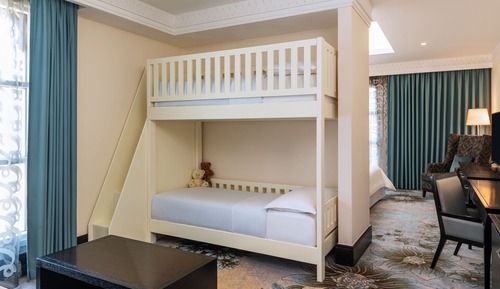 Family Room, Multiple Beds, Non Smoking, Balcony