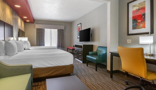Suite, 2 Queen Beds, Non Smoking, Refrigerator & Microwave (with Sofabed)