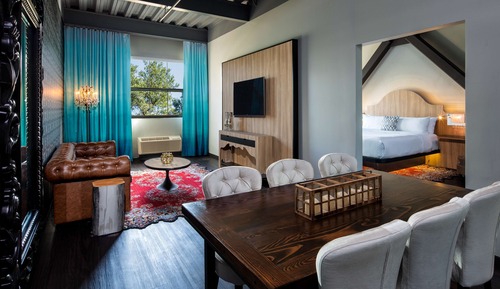 Suite, 1 King Bed