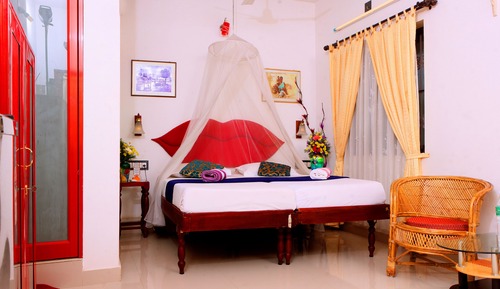 super deluxe double ac room with balcony(having twin beds)