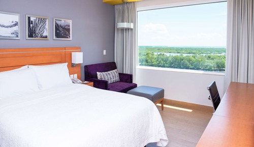 Room, 1 Queen Bed, Non Smoking, Refrigerator