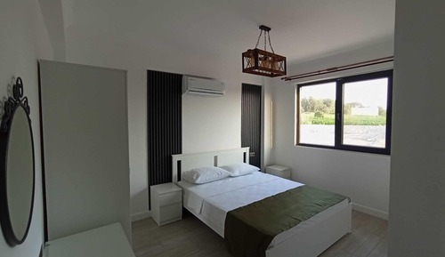 Comfort Villa, Mountain View, Poolside
