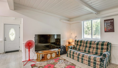 House (2 Bedrooms)