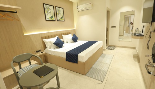 Deluxe Double Room, City View
