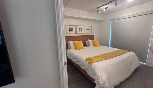 Luxury Suite, Balcony, Lake View