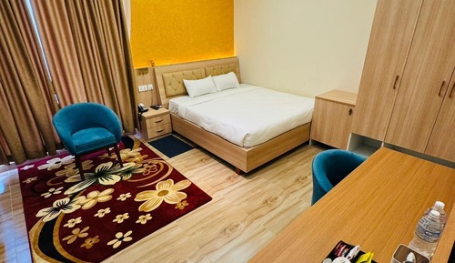 Royal Room