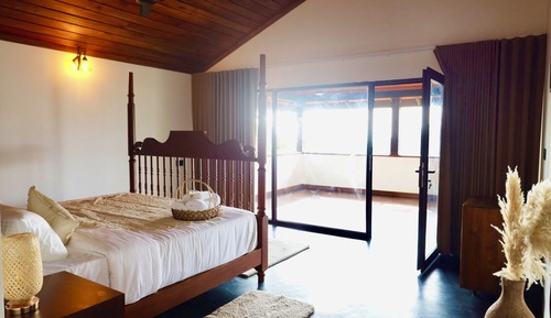 Luxury Suite, Balcony, Garden View