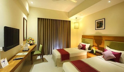 Deluxe Double or Twin Room
