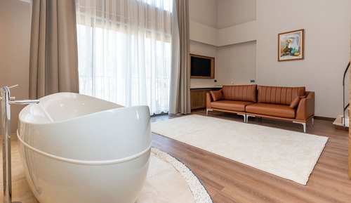 Loft Oda ( Jakuzili )
