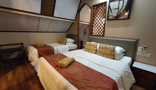 Superior Triple Room