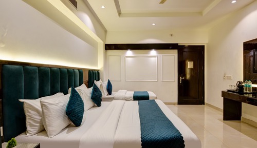 Triple Room, City View
