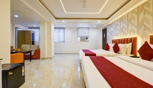 Family Room, City View