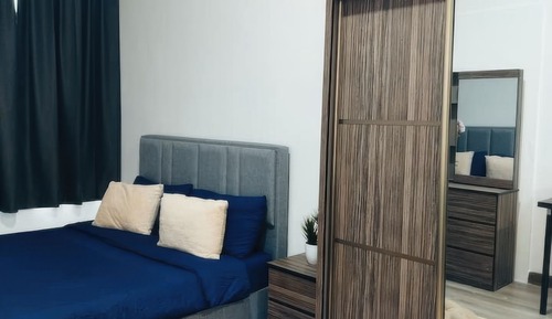 Superior Studio, 1 Queen Bed, Kitchen, City View
