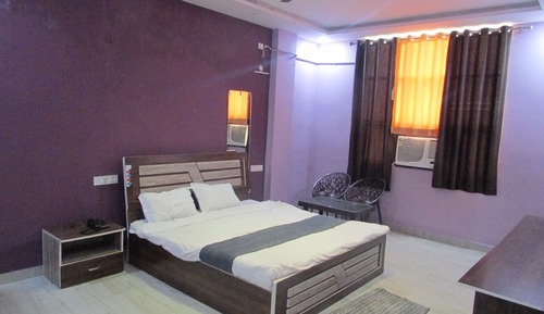 Premium Single Room
