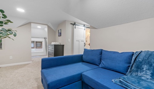 House (3 Bedrooms)