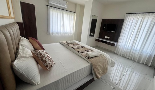 Superior Double Room, Lake View