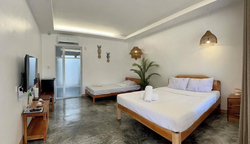 Deluxe Double Room, Balcony, Pool View
