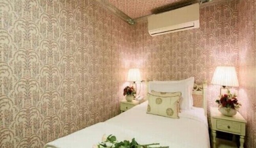 Deluxe Single Room