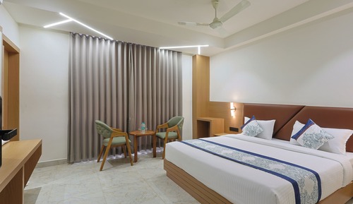 Superior Double Room, City View