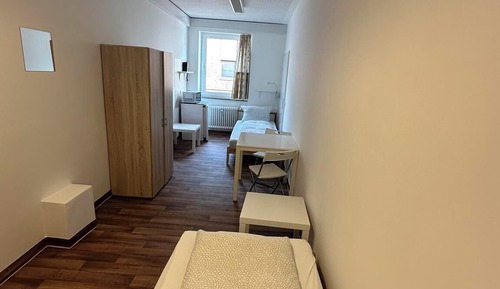 Twin Room (#312)