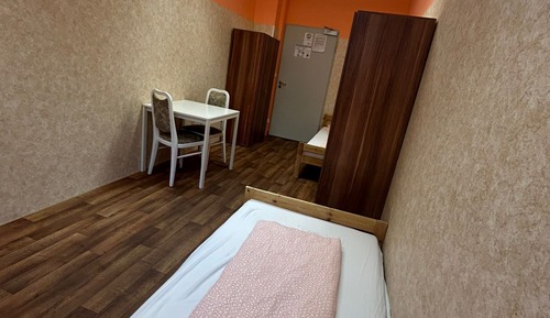 Twin Room (#120)