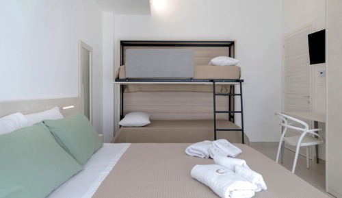 Family Quadruple Room, Tower