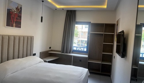 Classic Double or Twin Room, City View