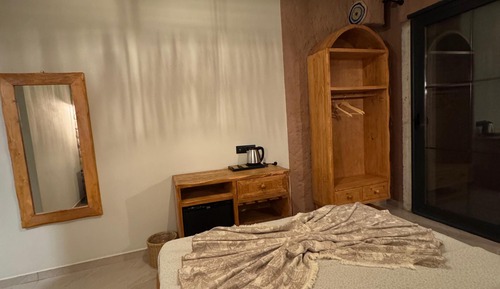 Deluxe Double Room, 1 Queen Bed, Balcony, Garden View