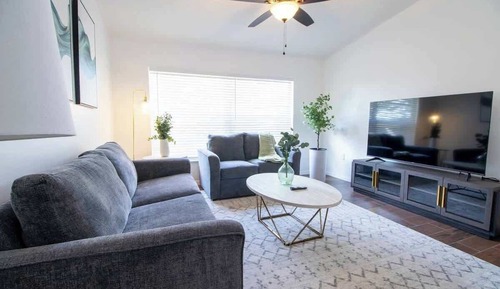 House, Multiple Beds, Patio, Garden View (37135 Grassy Hill )