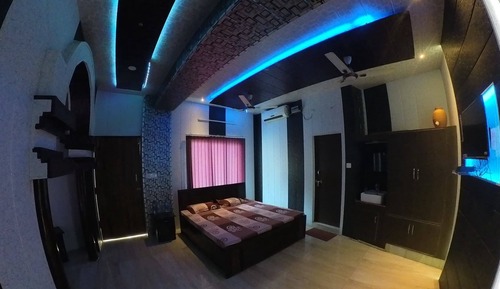 Room, River View