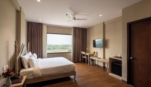 Family Suite, Multiple Beds, Non Smoking, City View