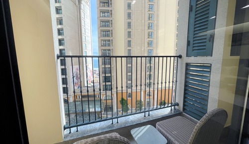 Room, 2 Bedrooms, Balcony
