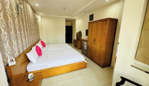 Economy Double Room, City View