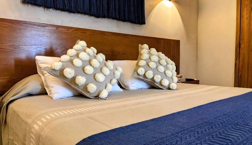 Deluxe Suite, 1 Bedroom, Air conditioning, Beach View