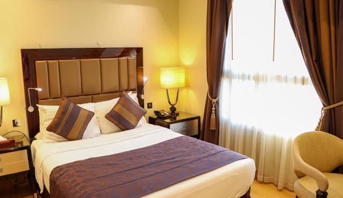 Deluxe Room, 1 King Bed