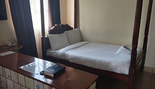 Standard Single Room, Garden View