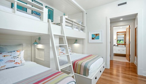 Condo (6 Bedrooms)
