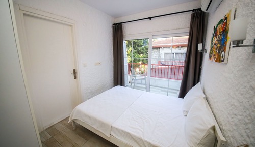 Classic Room, 1 Double Bed, Balcony