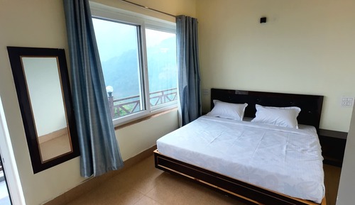 Economy Double Room, Balcony, Mountain View