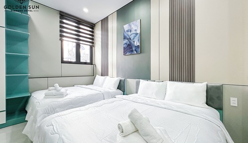Family Suite, 2 Queen Beds, Ensuite, Garden View