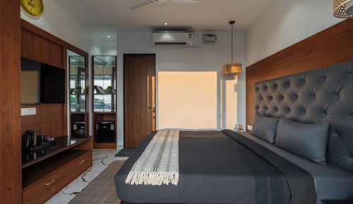 Deluxe Double Room with Balcony and Sea View