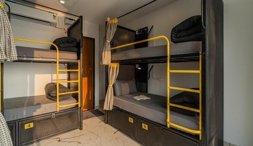 Bed in 6 Bed Female Dormitory with Sea View