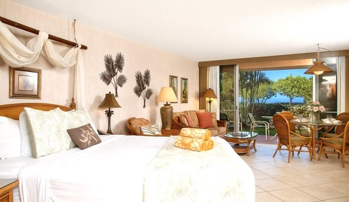 Condo (3 Bedrooms)
