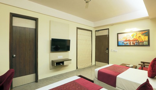 Deluxe Twin Room