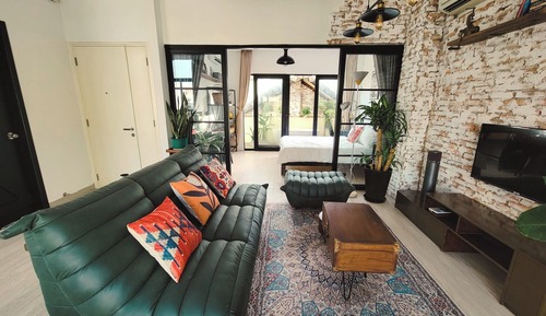 Exclusive Suite, City View