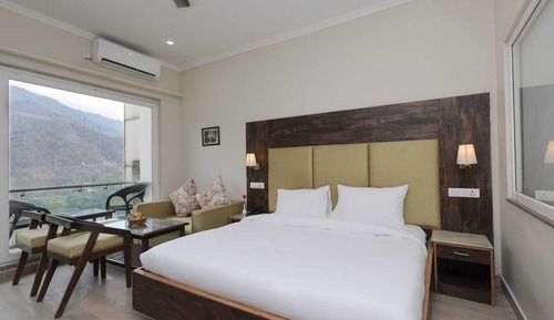 Luxury Suite, River View